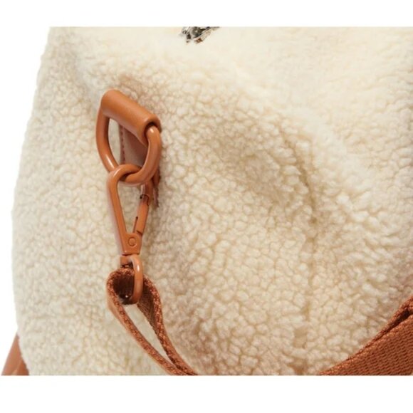 TOMS Duffel Bag - Great for weekend getaway! - Picture 5 of 6